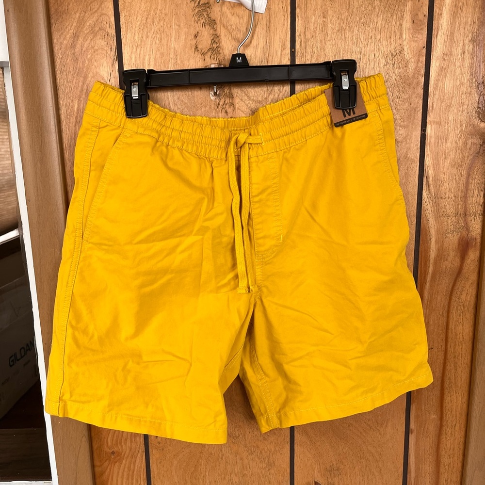 Medium vans shorts yellow